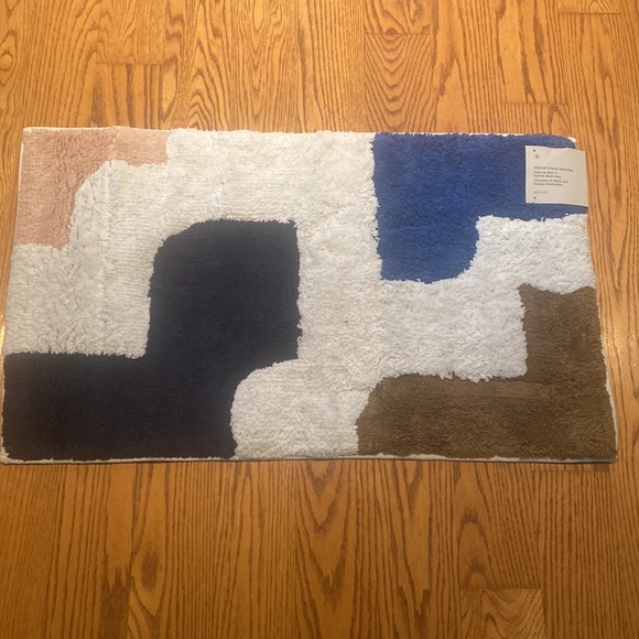 West Elm Abstract Shapes Bathroom Mat - Picture 2 of 6